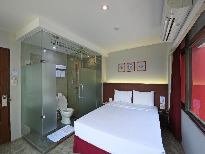Ruamchitt Plaza 3*