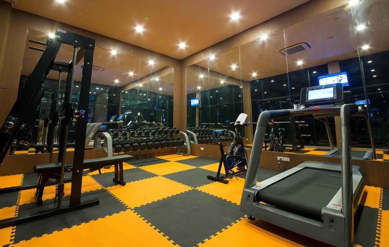 V20 Boutique Jacuzzi Hotel 4*