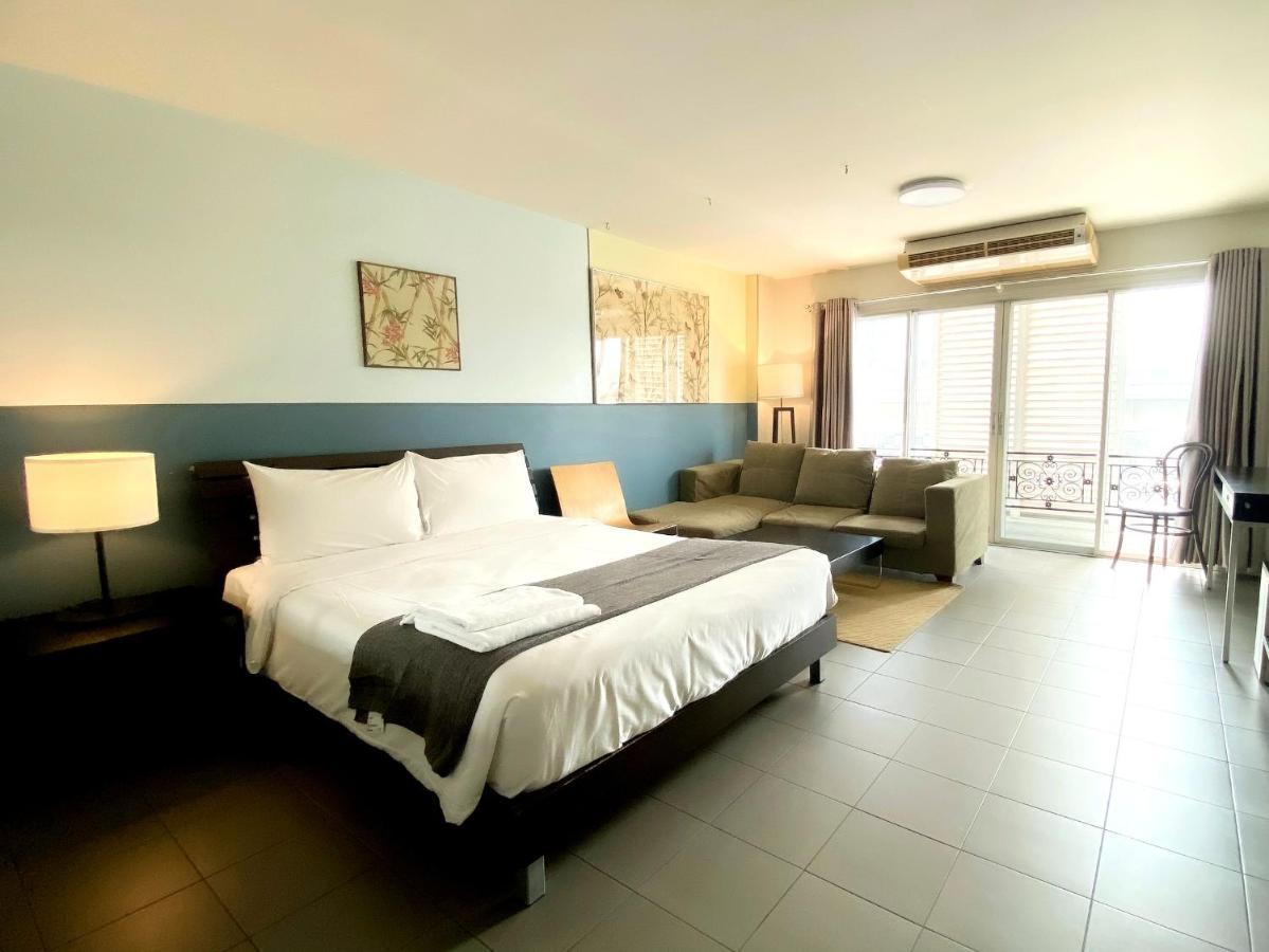 The Studio At Sathorn Terrace Apartment