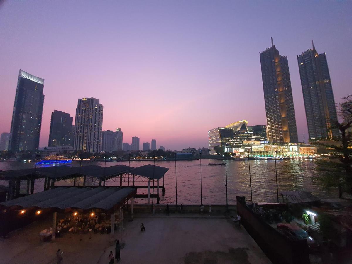 The Studio At Sathorn Terrace *