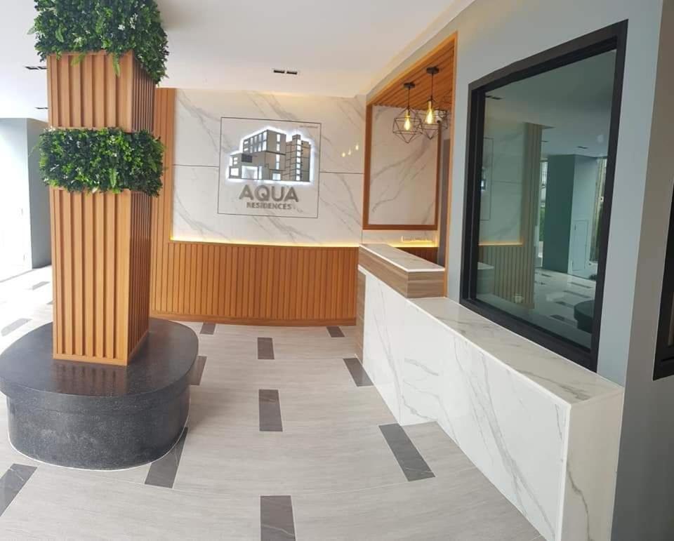 Apartamento Aqua Residences: New Near Wutthakat Bts Station Banguecoque