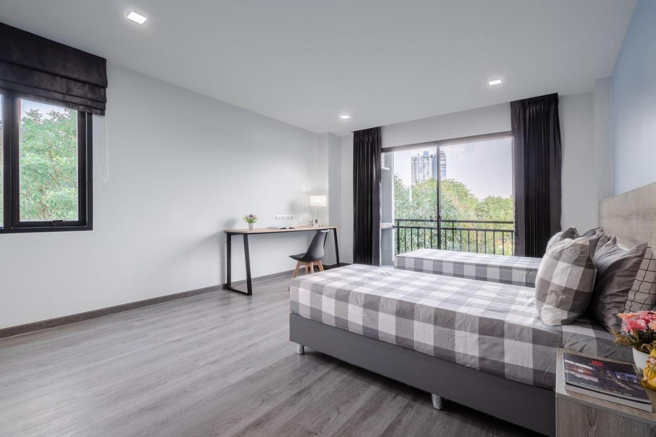 Apartamento Aqua Residences: New Near Wutthakat Bts Station Banguecoque