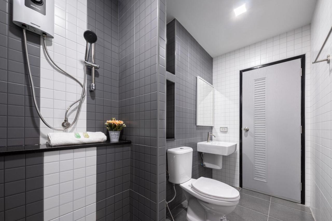Aqua Residences: New Near Wutthakat Bts Station Apartamento Banguecoque