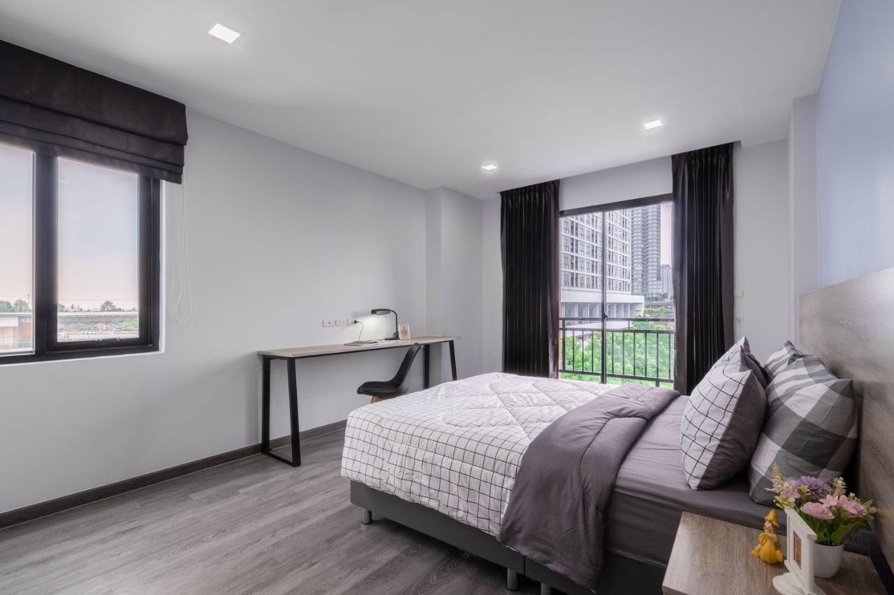 Apartamento Aqua Residences: New Near Wutthakat Bts Station *