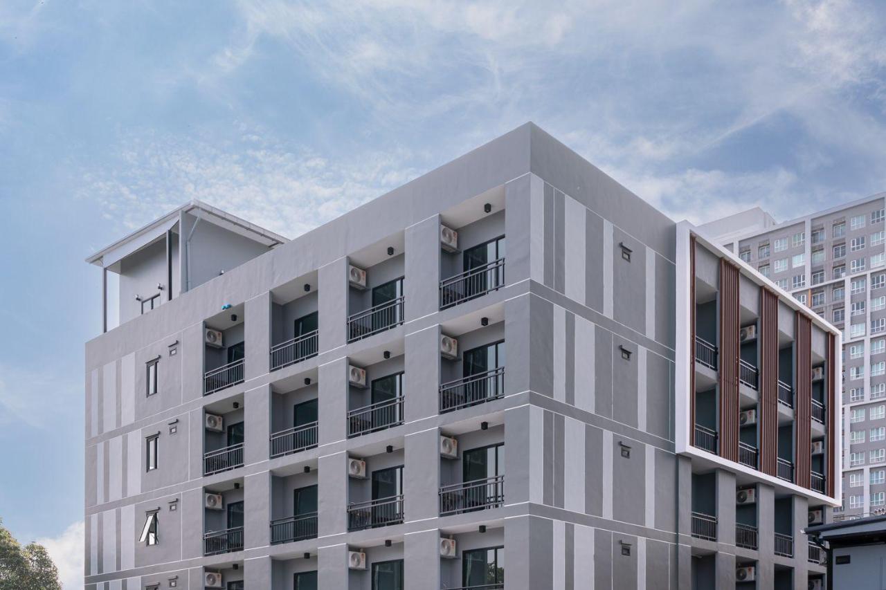 Aqua Residences: New Near Wutthakat Bts Station Banguecoque