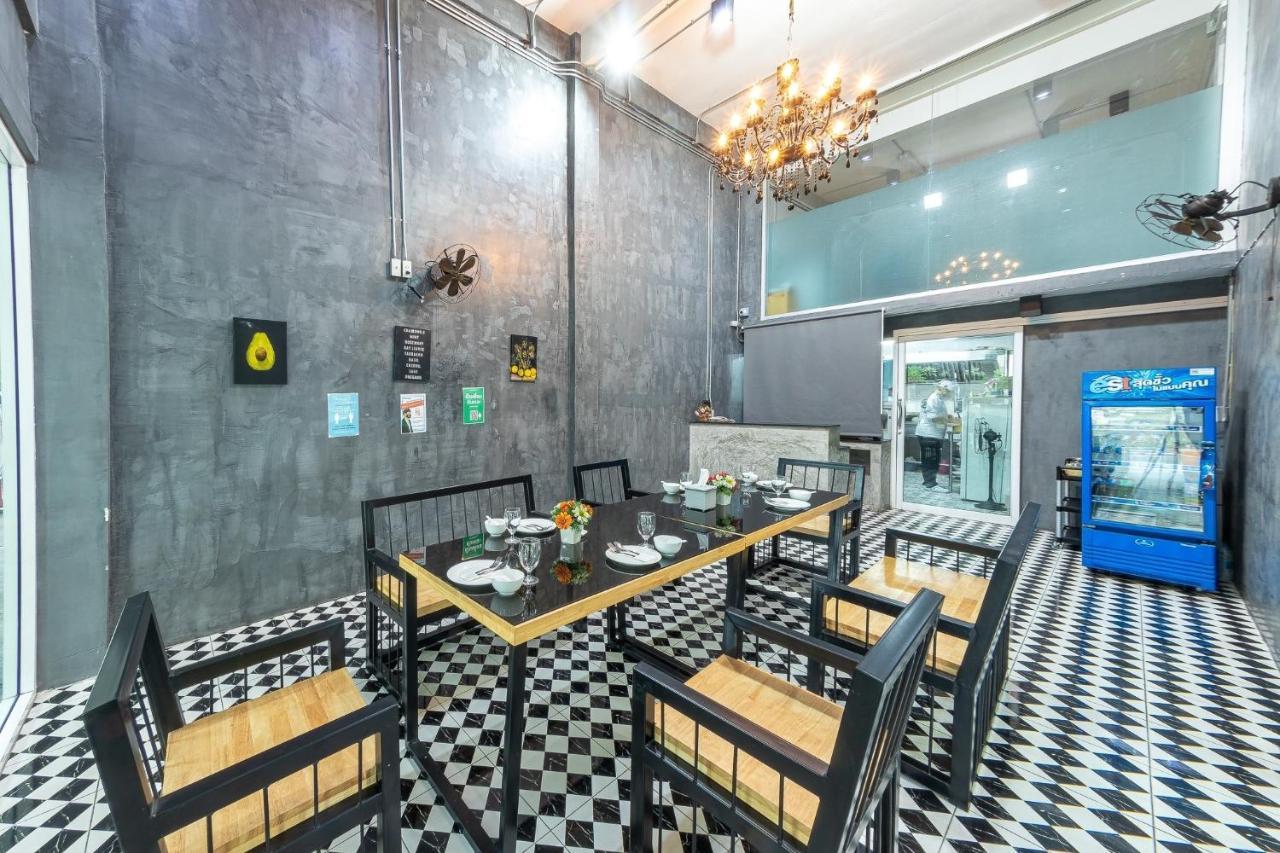 Bed By Tha-Pra Sha Plus Bangkok