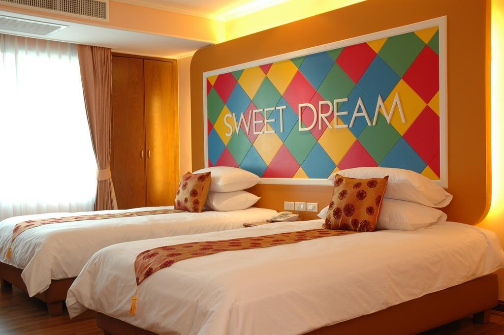 Hip Hotel 3*