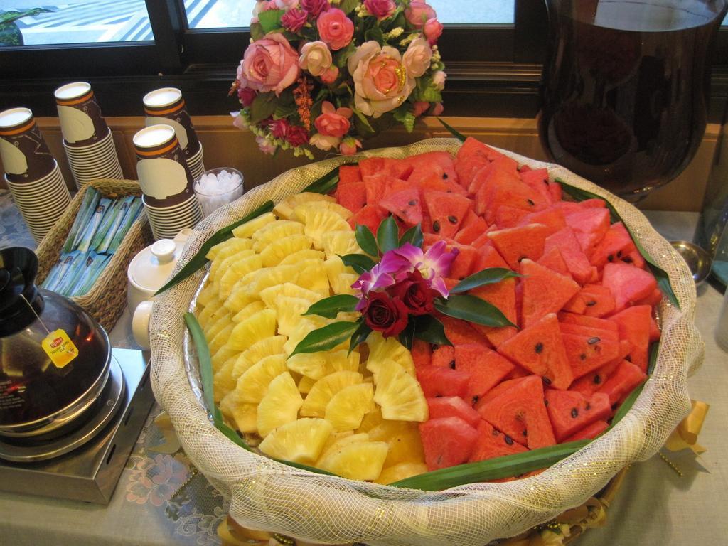 P Park Charansanitwong Inn 2*