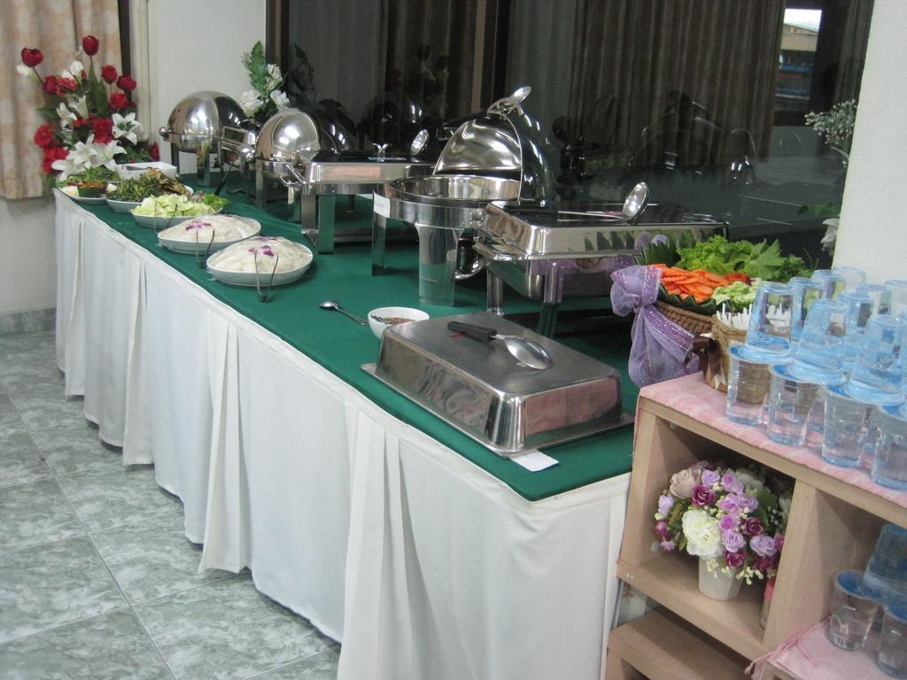 P Park Charansanitwong