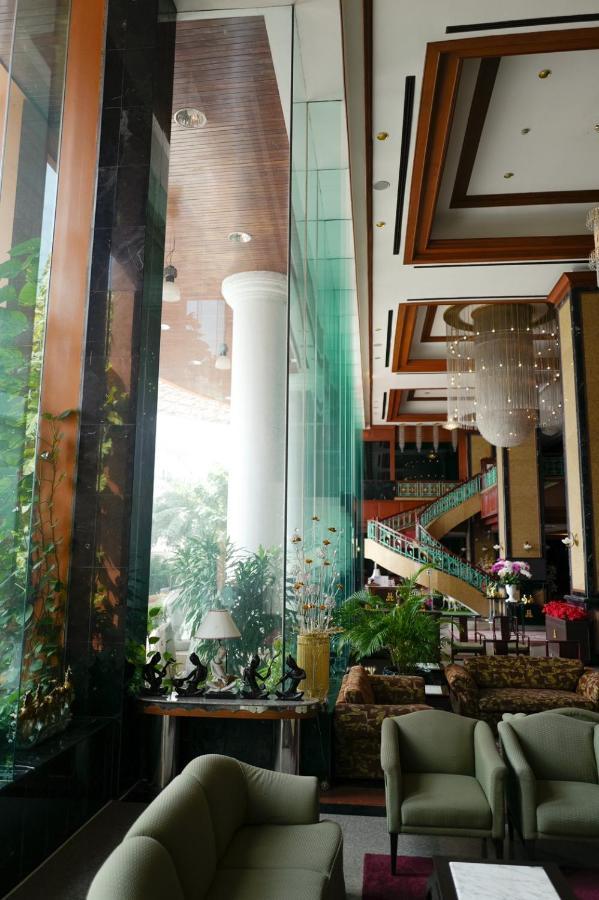 Hotel Town In Town Bangkok