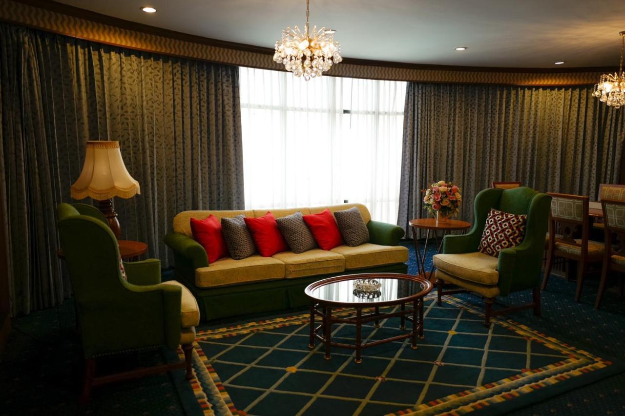 Town In Town Hotel Bangkok