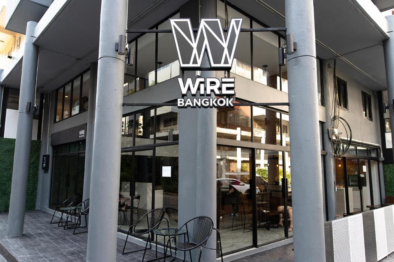 Wire Prakhanong Hotel 2*