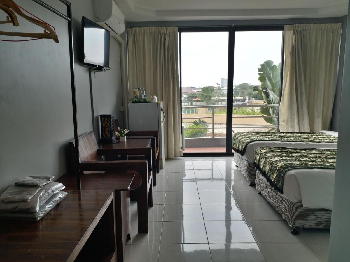 Platinum Place Hotel