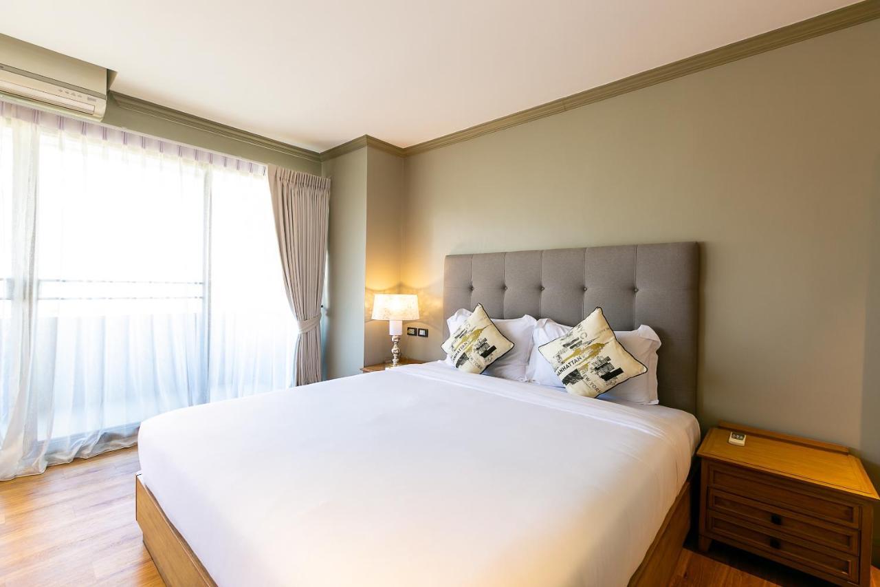 Thea, Executive Serviced In Ekamai Apartment *