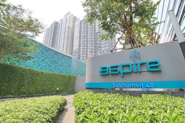 Cosy 2 Bedroom On Sukhumvit, Bts Phra Khanong