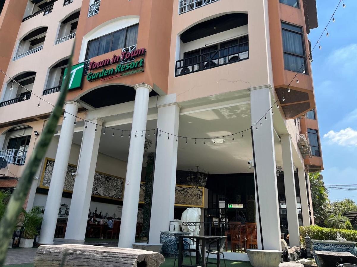 Hotel Town In Town Gardent Bangkok