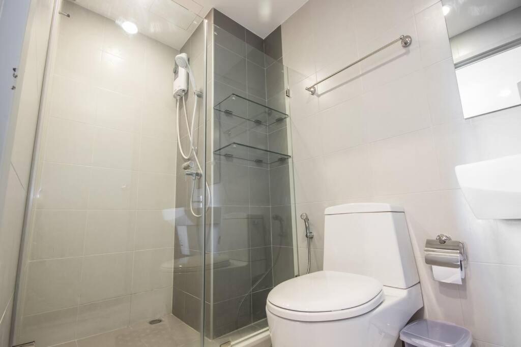 Ideo At Bangna Bts Skytrain Station Apartemen