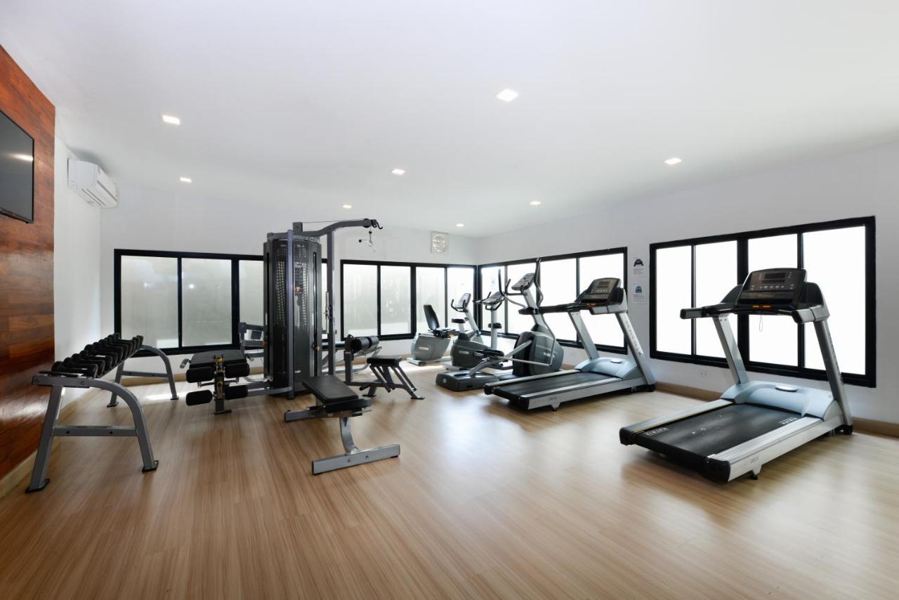 Ramada By Wyndham Ekamai Residences Aparthotel *