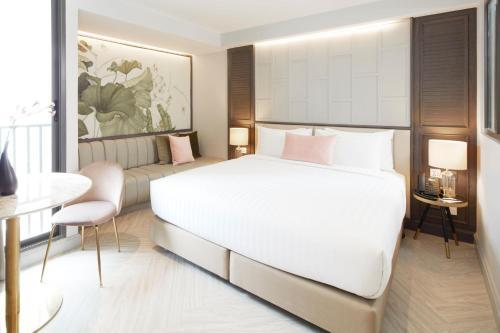 The Quarter Ploenchit By Uhg Banguecoque