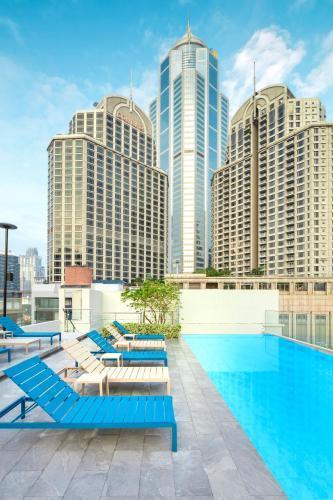 The Quarter Ploenchit By Uhg Banguecoque