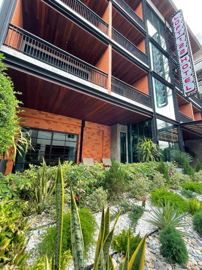 Loft122 Hotel *