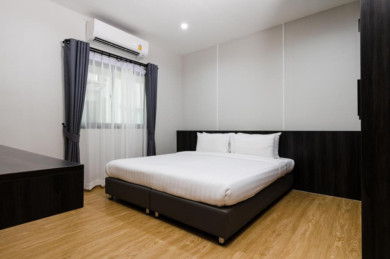 College Haus Rangnam Bangkok