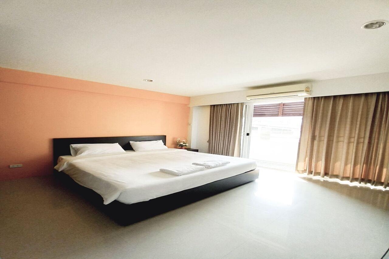 Ruan Plaisoi Hotel Bangkok