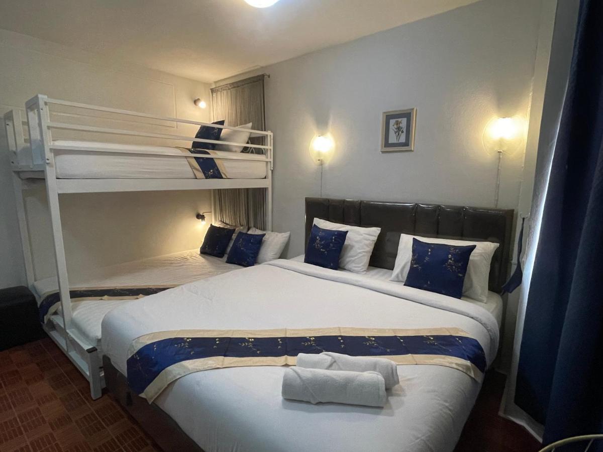 Hotel Acozyposhtel Bangkok