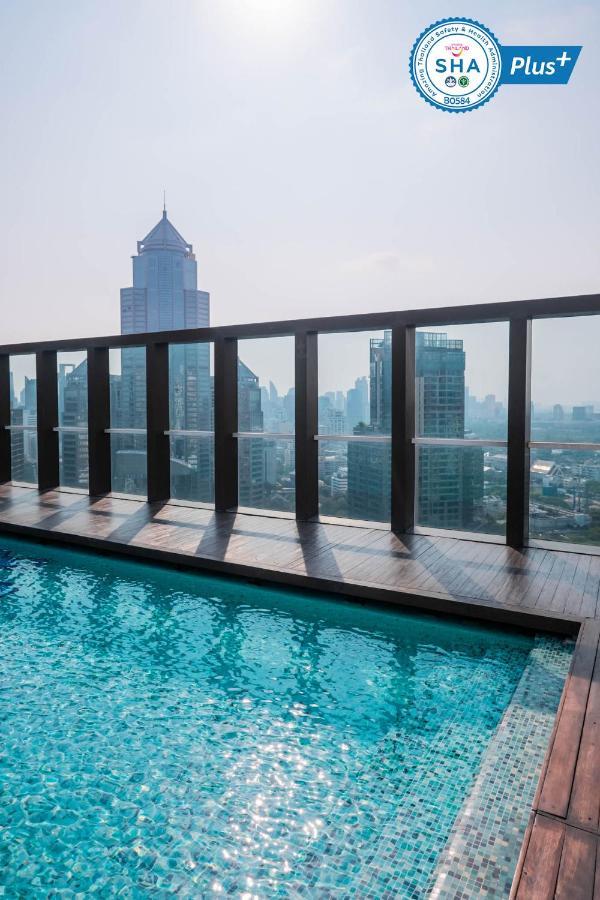 Urbana Langsuan 5*