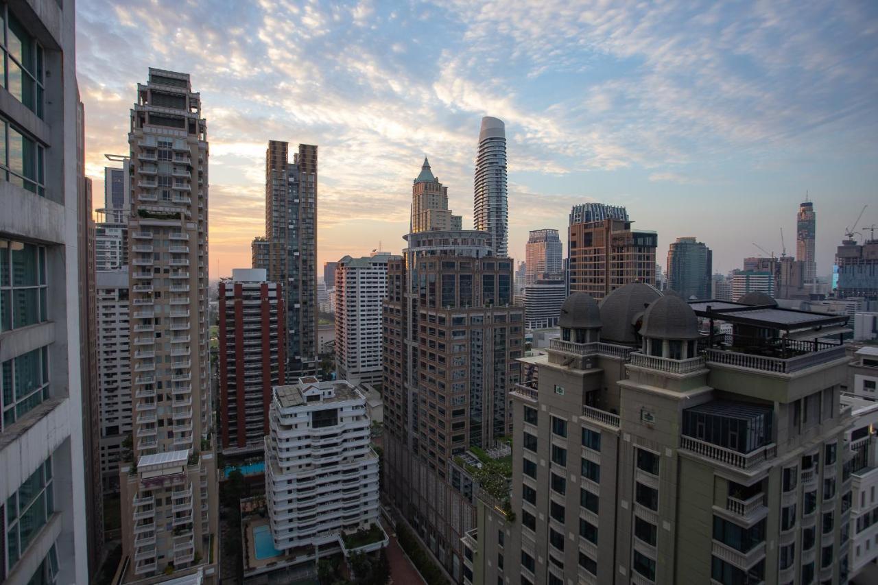Urbana Langsuan 5*
