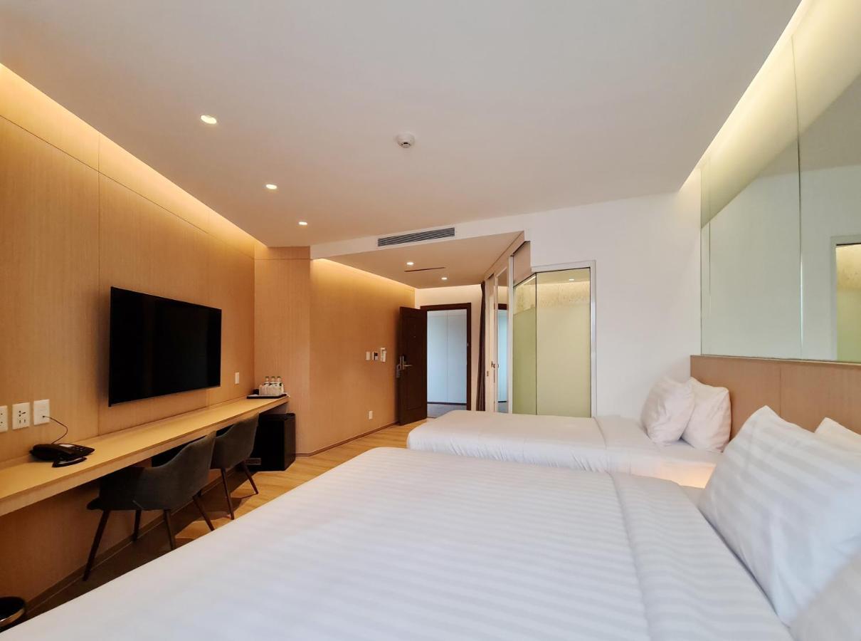 Mintel Huamark Hotel 4*