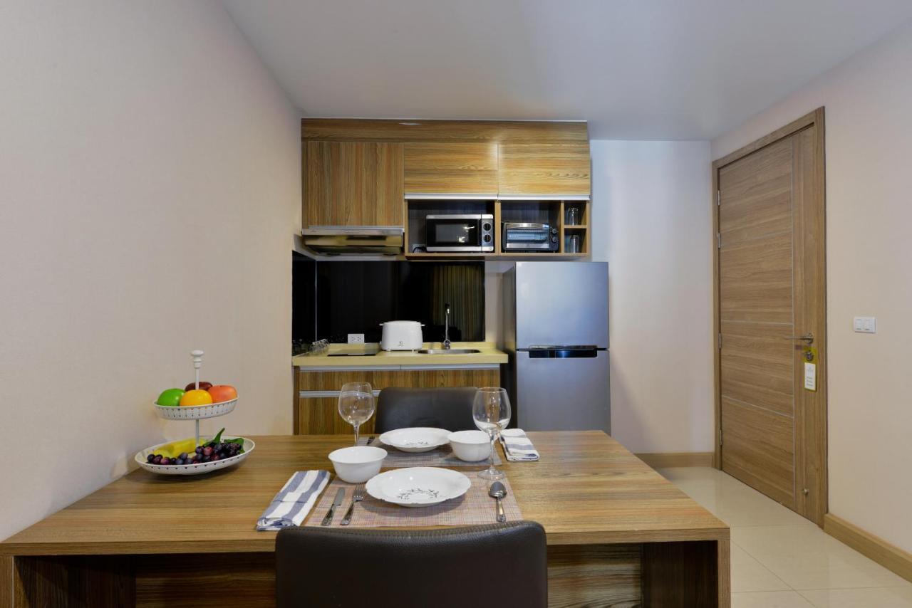 Ramada By Wyndham Ekamai Residences Aparthotel *