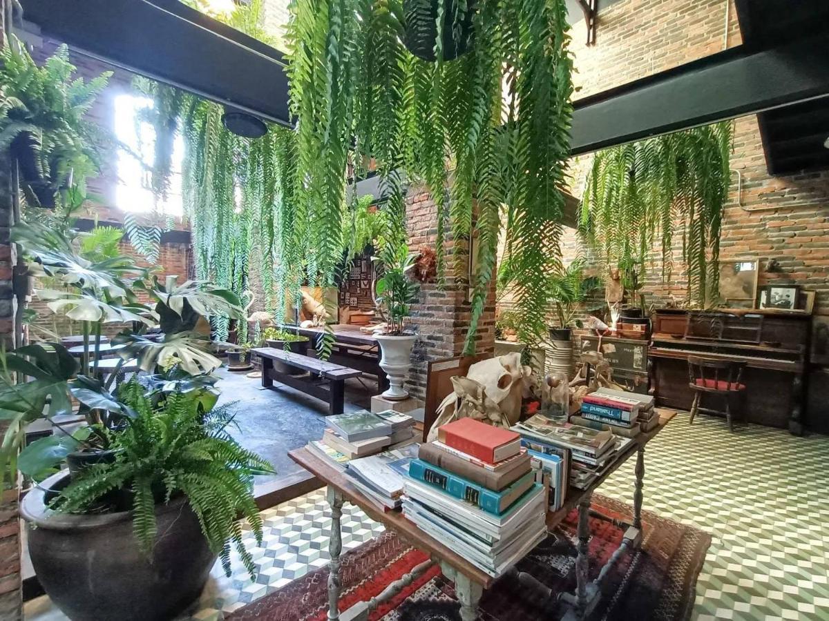 Bed & Breakfast J No.14 Bangkok