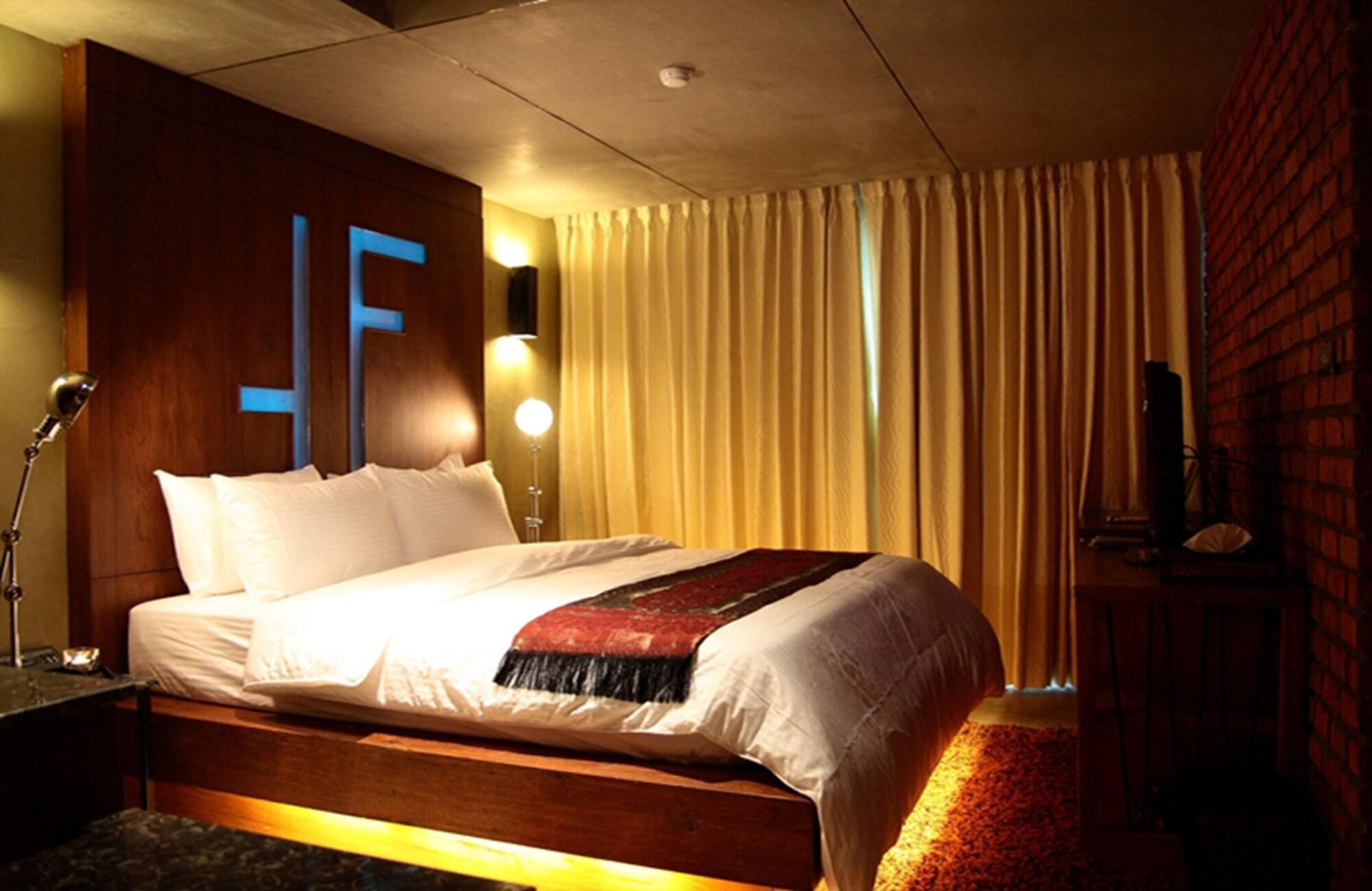 Hotel The Fusion 3*
