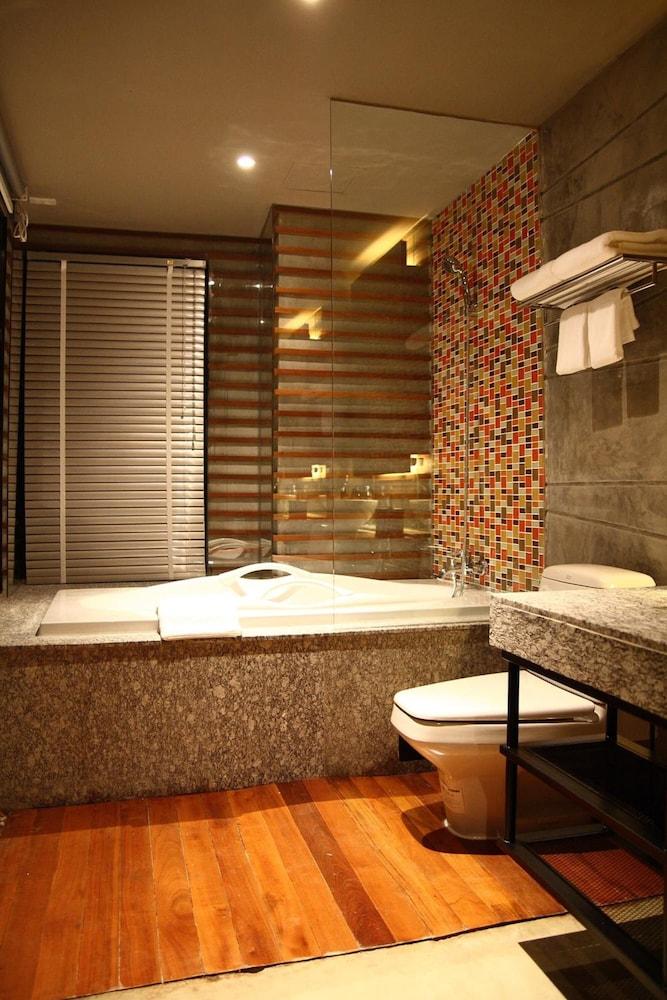 The Fusion Hotel 3*