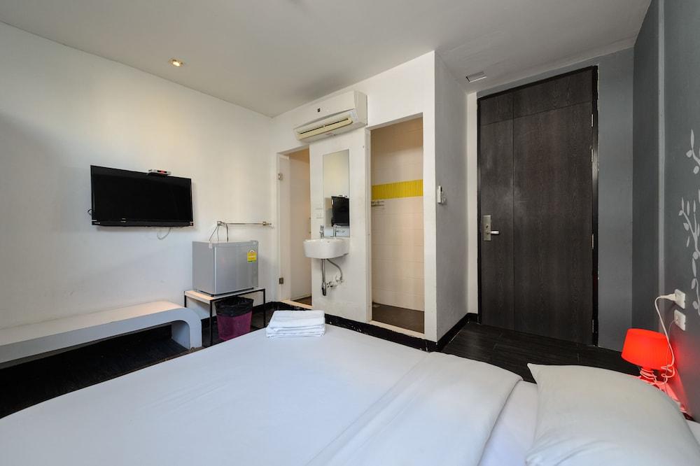 Cheqinn - Sukhumvit 4 Nana Plaza * Banguecoque