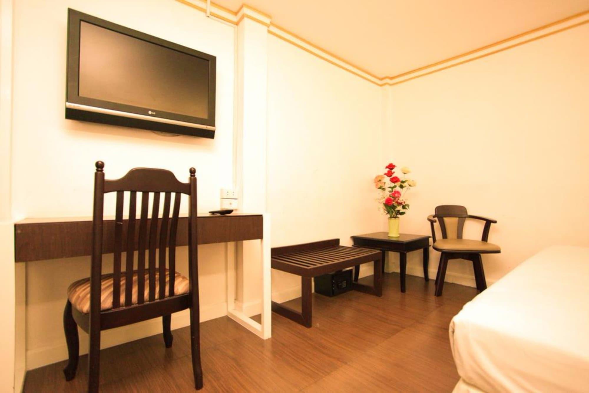 Khurana Inn 3*