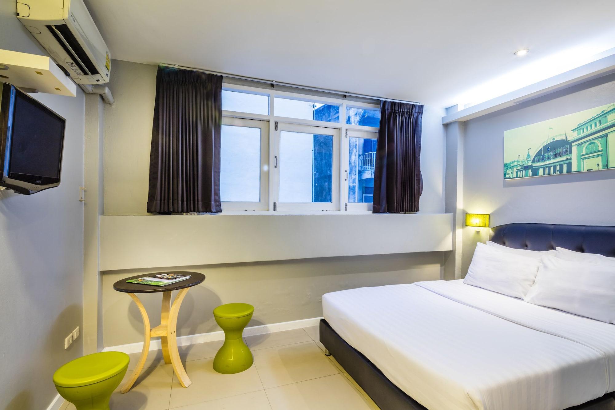 Hostel At Hua Lamphong