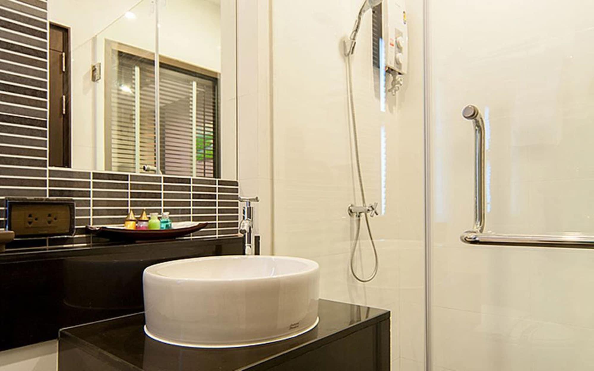 Tara Place 3* Bangkok