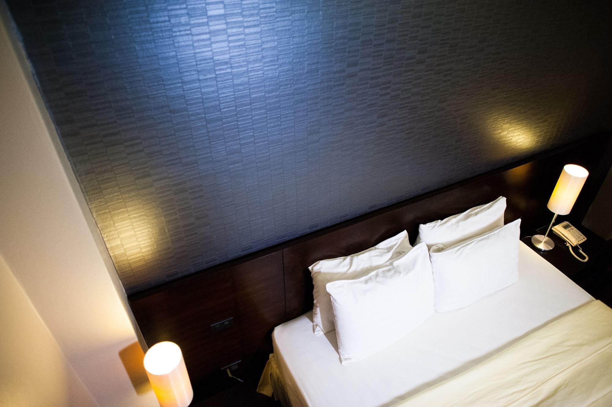 Inn Baansilom Soi 3 2*