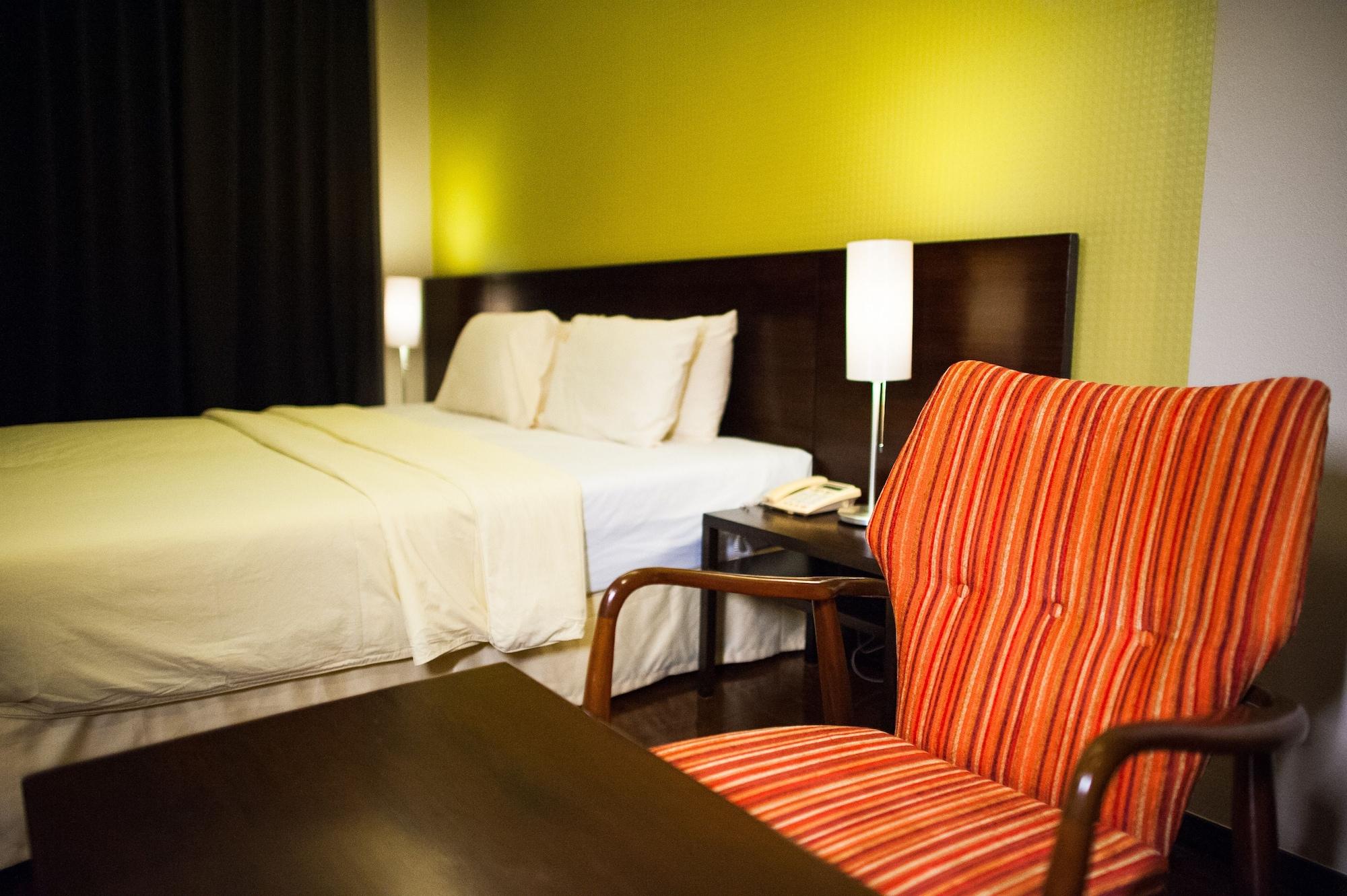 Inn Baansilom Soi 3 Bangkok