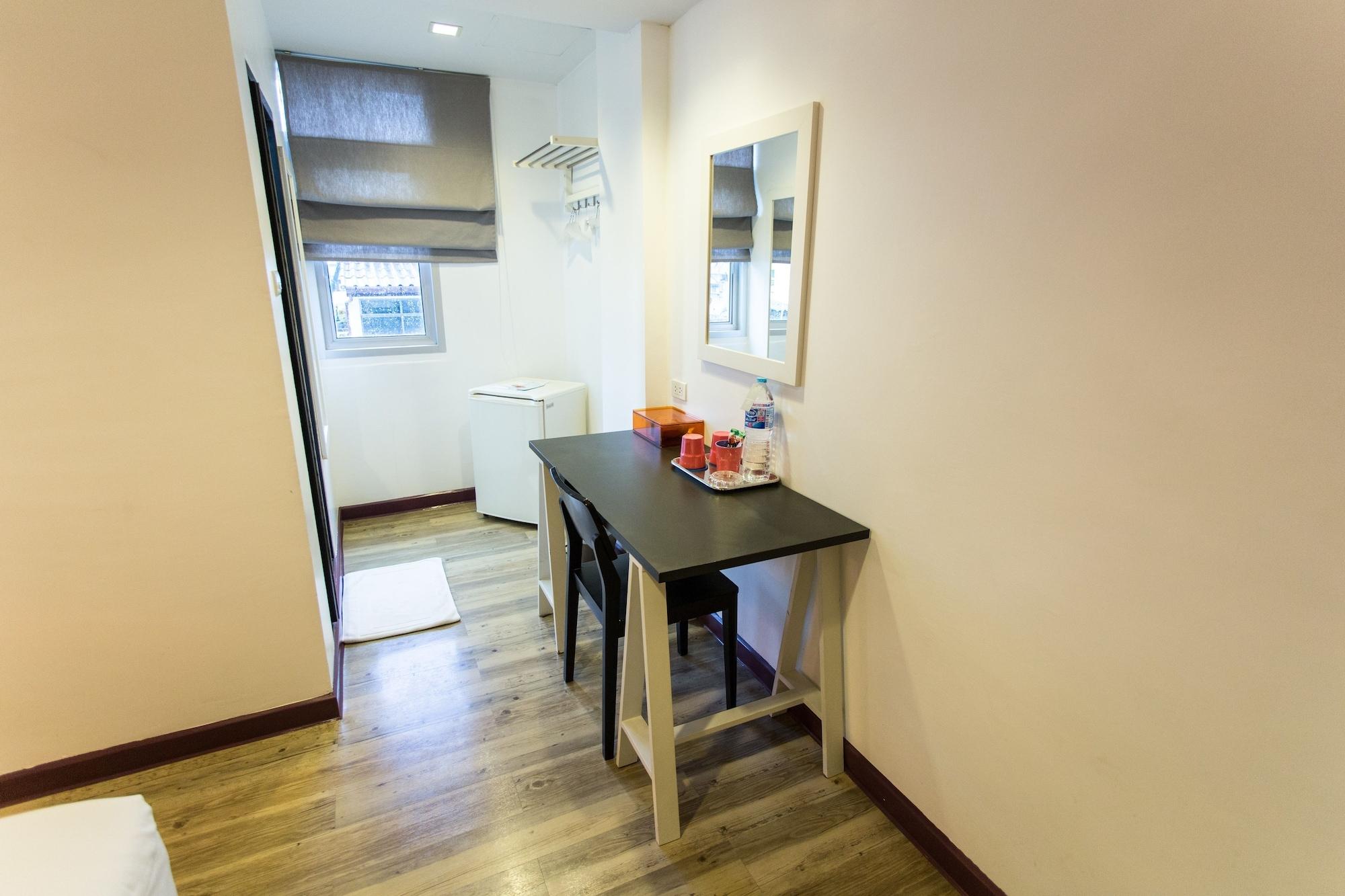 First House Hotel