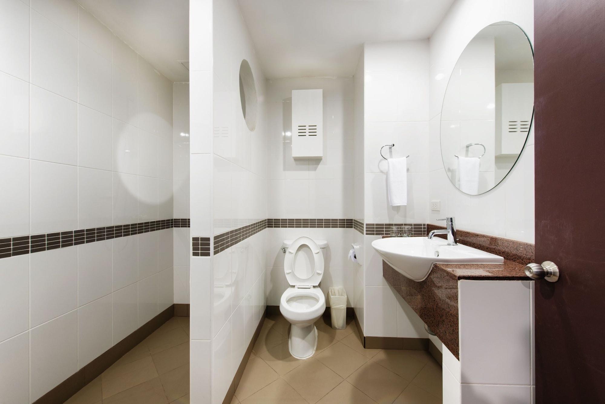 Hotel Capital Mansion - Sha Certified Bangkok