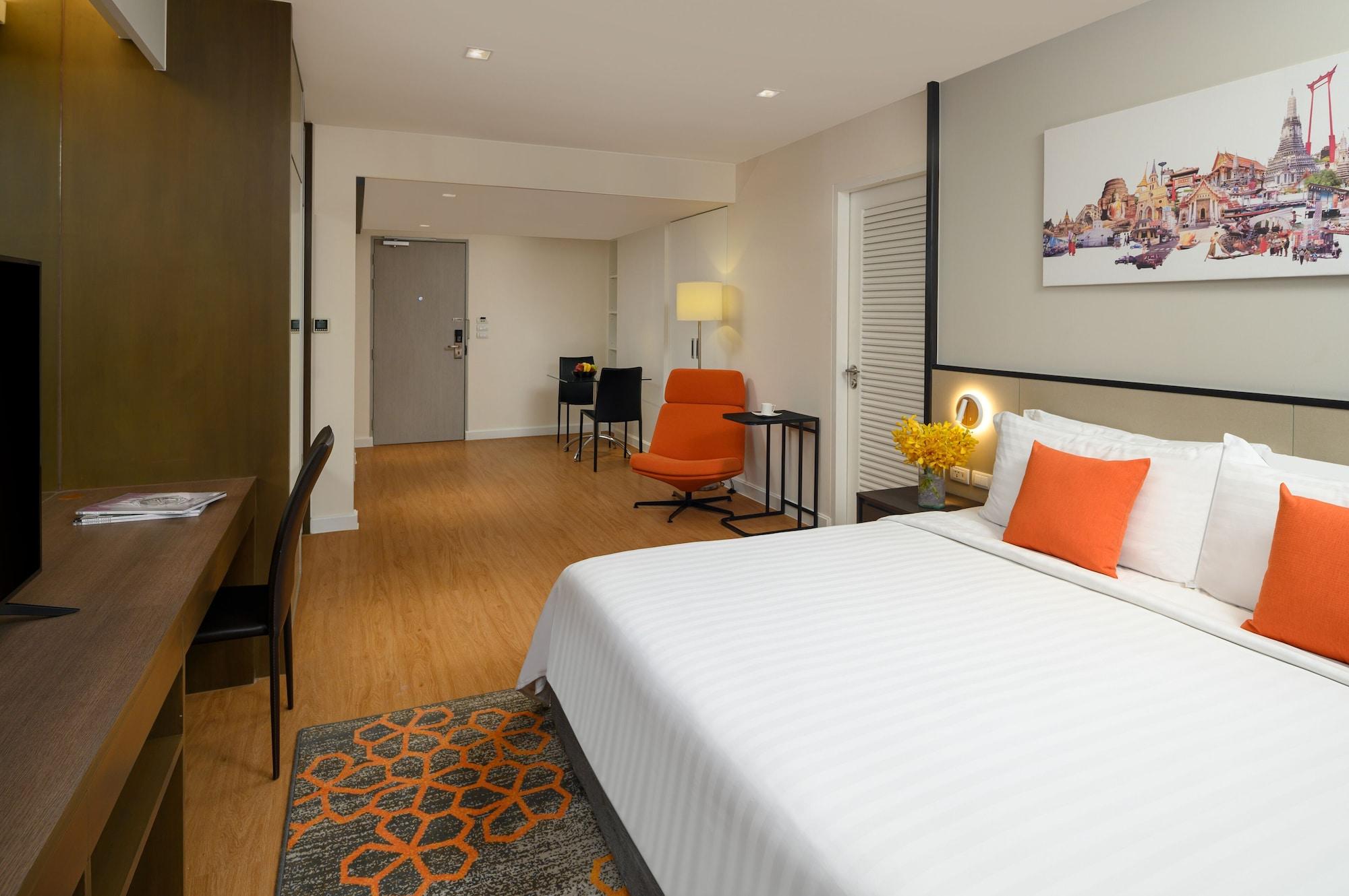 Parkroyal Hotel 4*