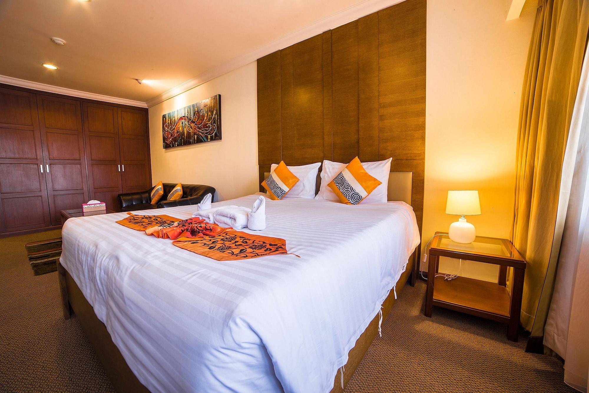Triple 8 Hotel