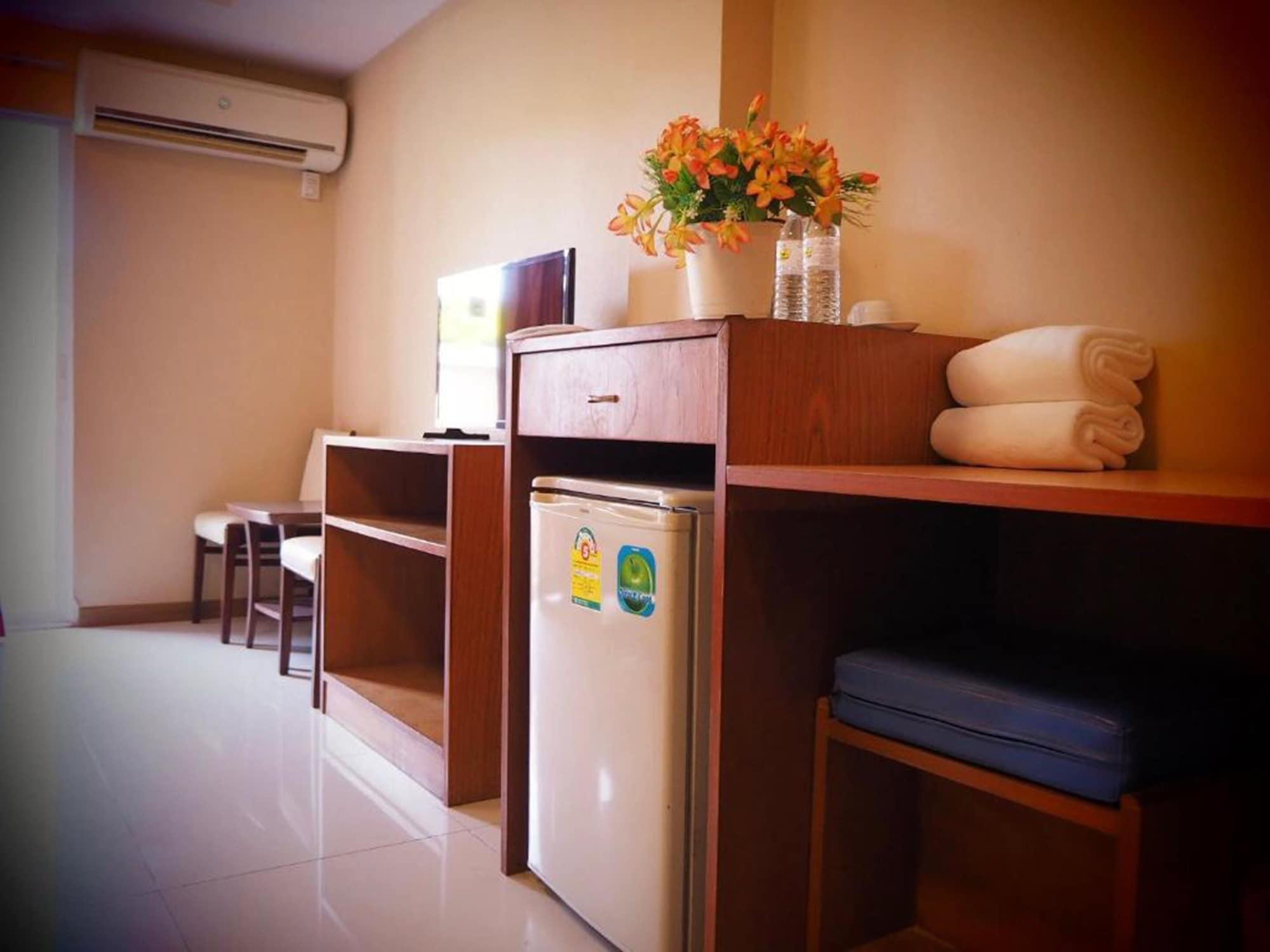 Convenient Resort, Suvarnabhumi Airport 3*