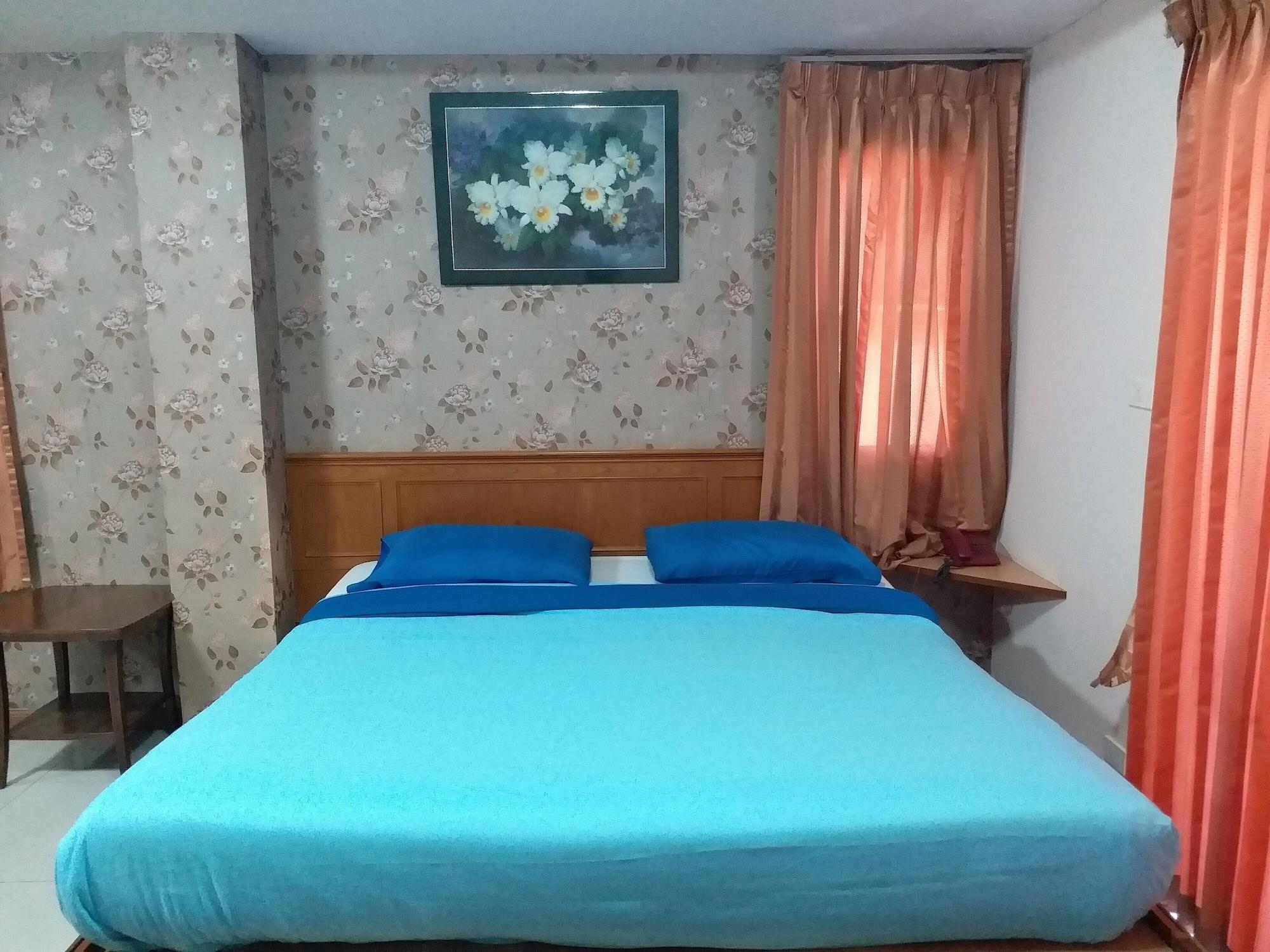 Convenient Resort, Suvarnabhumi Airport Hotel Bangkok