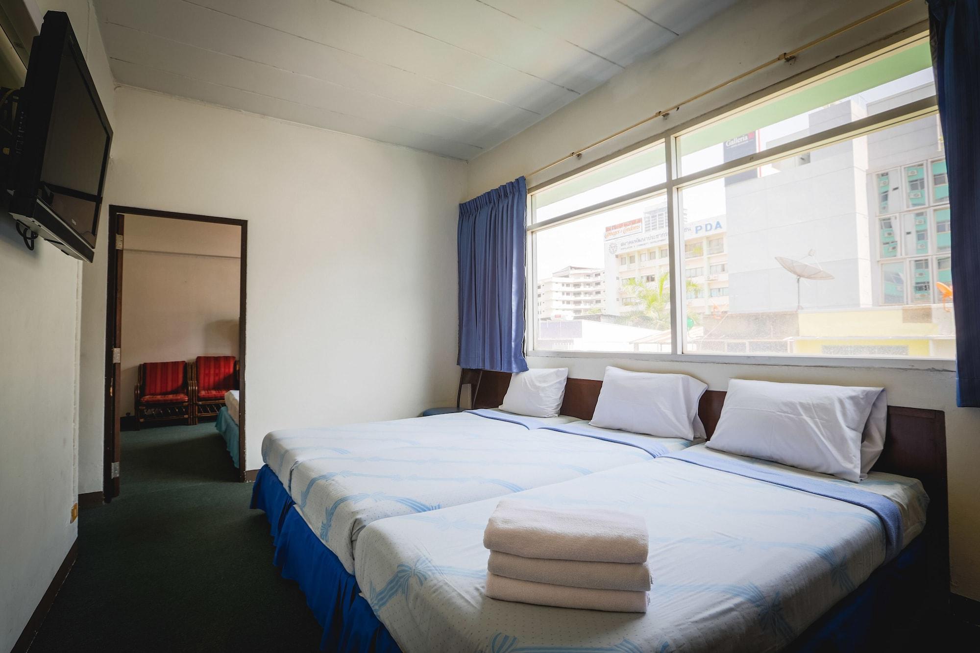 Ruamchitt Travelodge 3* Bangkok