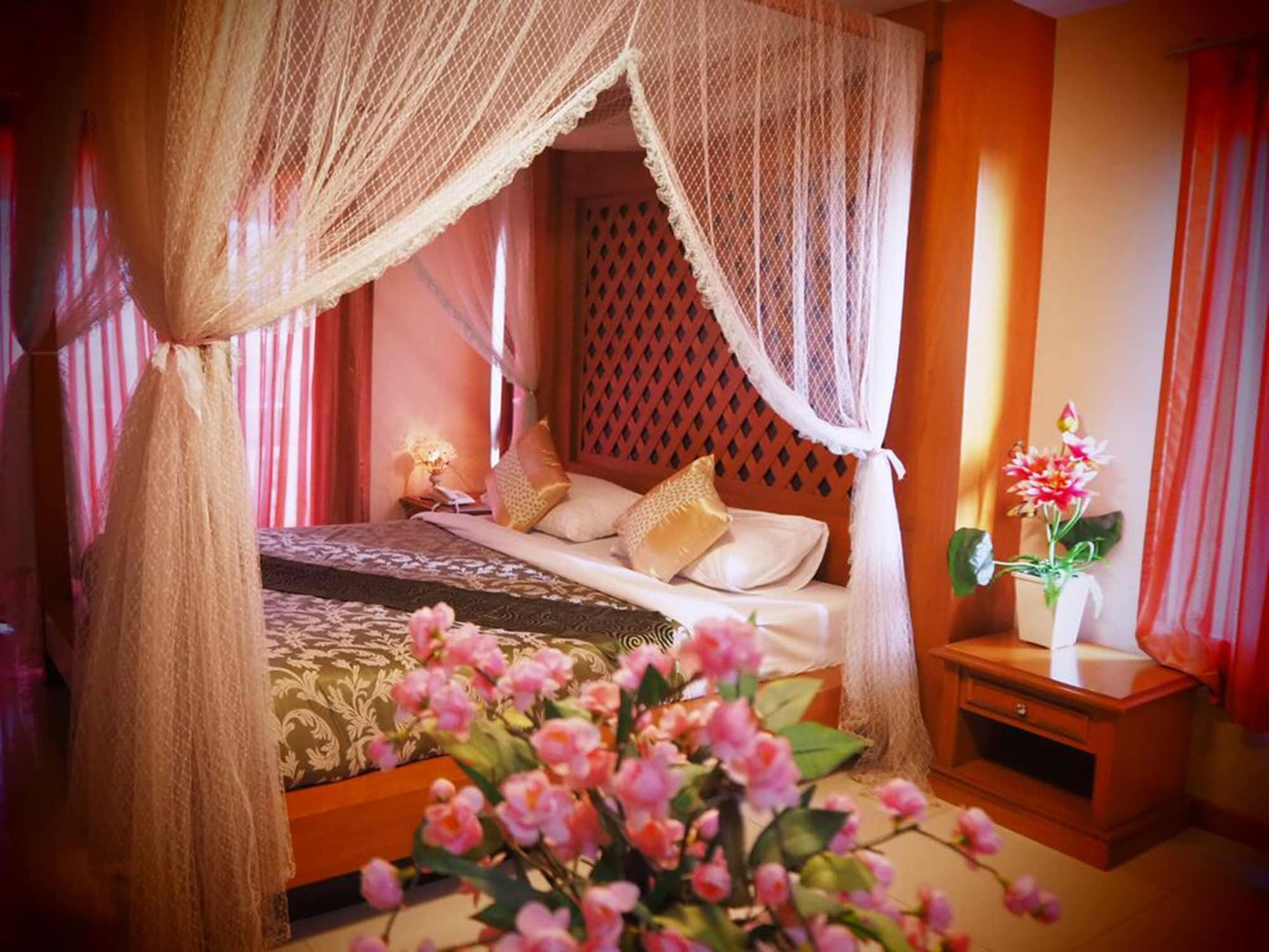 Hotel Convenient Resort, Suvarnabhumi Airport 3*