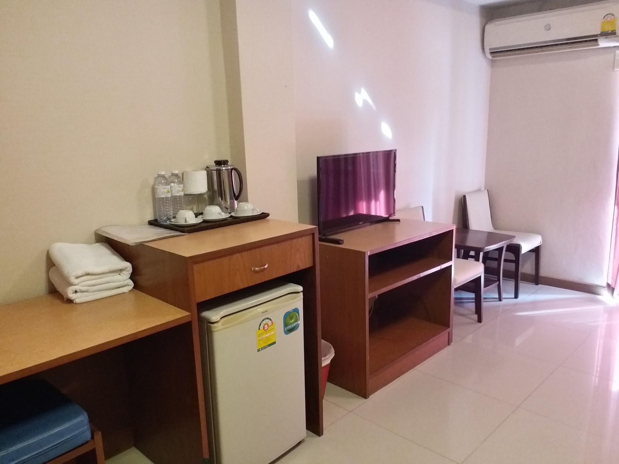 Convenient Resort, Suvarnabhumi Airport
